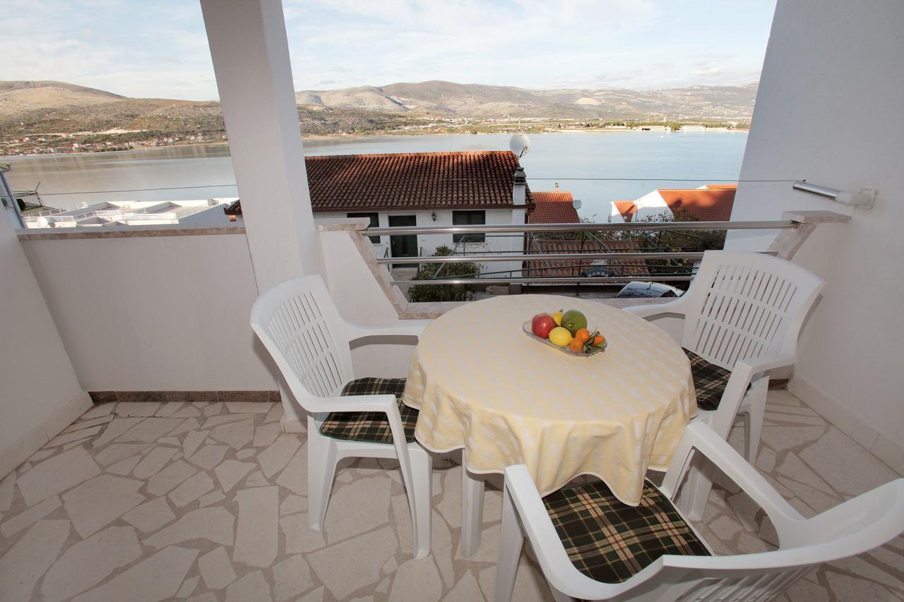 Apartments Iva Trogir Buitenkant foto