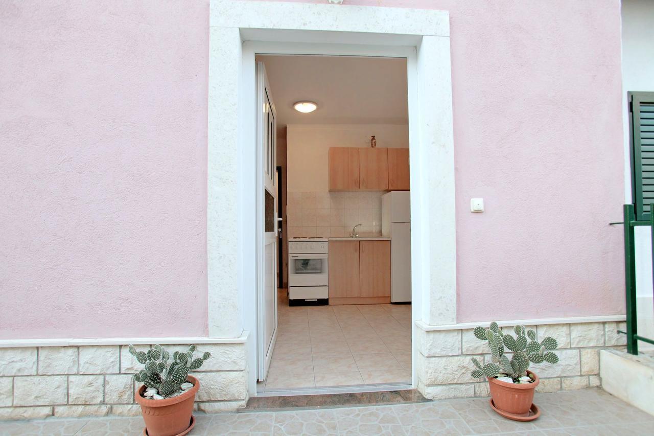 Apartments Iva Trogir Buitenkant foto
