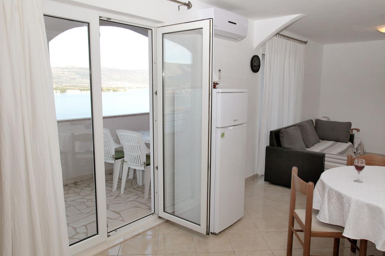 Apartments Iva Trogir Buitenkant foto
