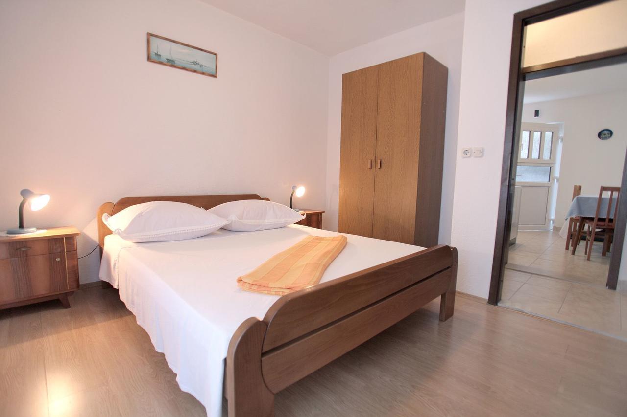 Apartments Iva Trogir Buitenkant foto