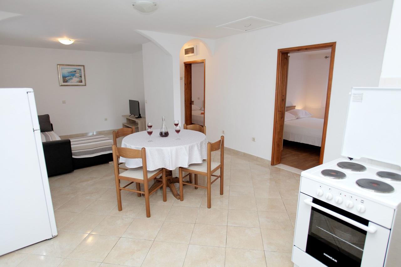 Apartments Iva Trogir Buitenkant foto